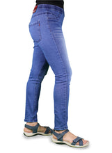 Load image into Gallery viewer, Women's Super Stretch Skinny Fit Pull-On Closure Denim Jeggings (Medium Blue)