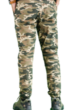Load image into Gallery viewer, Men’s Stretch Green Camo Joggers Pants