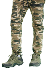 Load image into Gallery viewer, Men’s Stretch Green Camo Joggers Pants