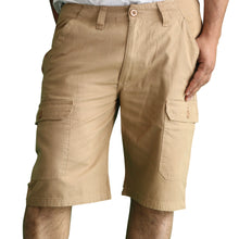 Load image into Gallery viewer, Men's Knee Touching Classic Cargo Short Pants (Khaki)