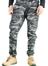 Load image into Gallery viewer, Men’s Stretch Black Camo Joggers Pants
