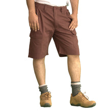 Load image into Gallery viewer, Men&#39;s Knee Touching Classic Cargo Short Pants (Brown)
